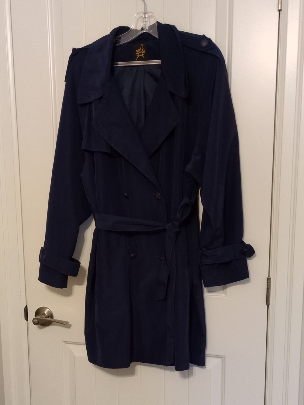 Classic Navy Double-Breasted Trench Coat with Waist Tie - Unbranded